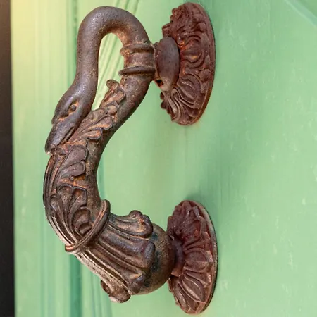 D'une Maison A L'autre Frühstückspension 3*