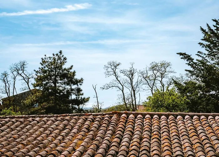 D'une Maison à L'autre Alojamento de Acomodação e Pequeno-almoço 3*
